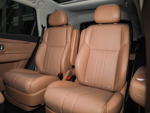 Leapmotor C16 — задний ряд крупным планом